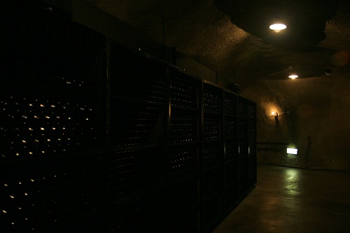登美の丘ワイナリーワイン貯蔵